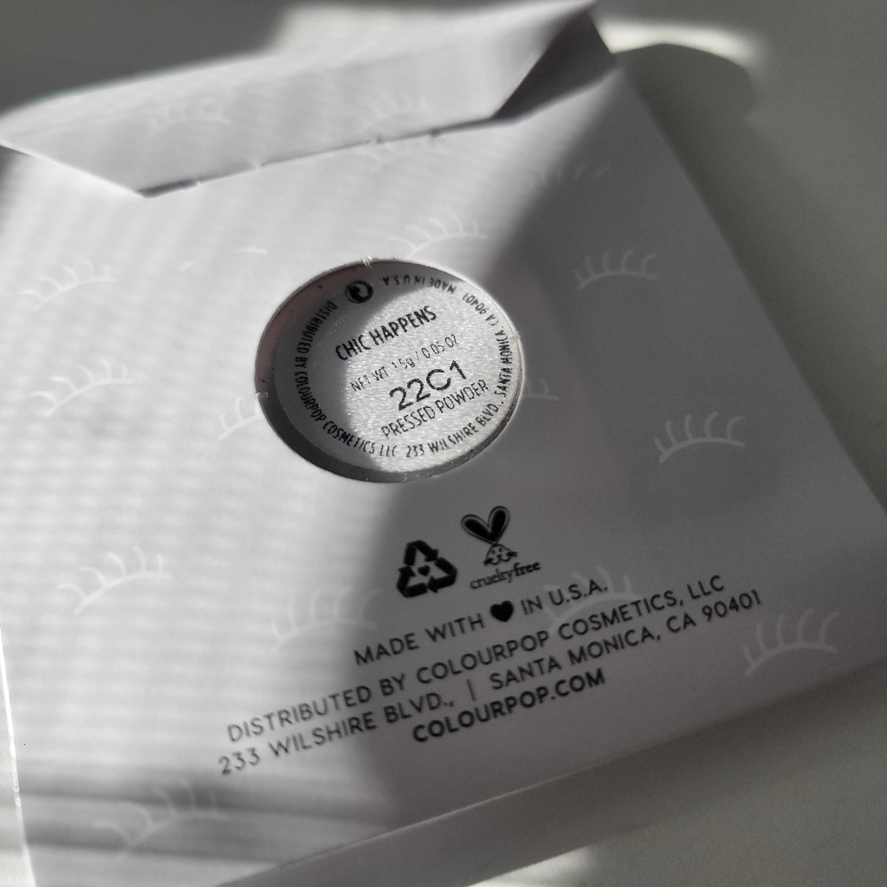 BNIB ColourPop Pressed Powder Shadow - Picture 2 of 3